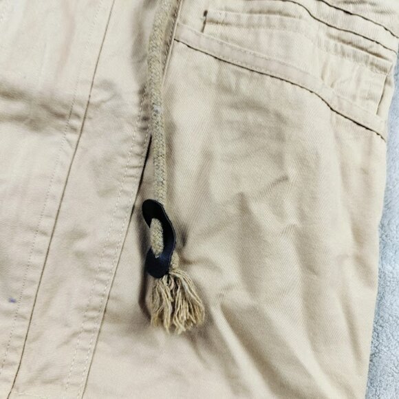 Khaki Cutie: Girls' Jacket in Size 5-6 - Picture 3 of 11